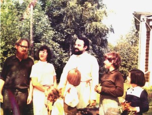 lev_and_ksenia_pokrovsky_with_fr-_alexander_men-%d0%ba%d0%be%d0%bf%d0%b8%d0%b5