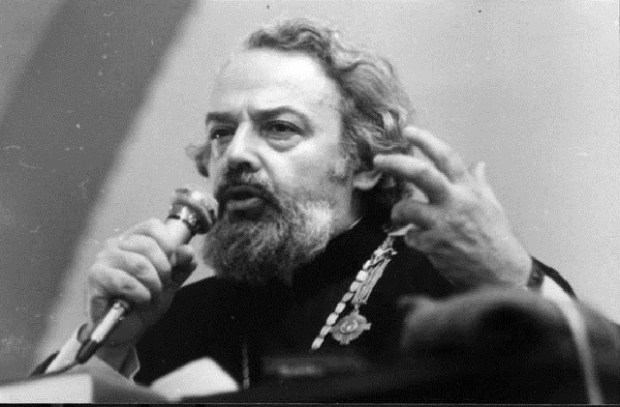 ef0300d9c3e36b8c2565b8b192d7ea06-600x395